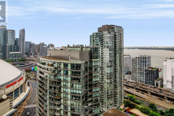 Living room - 3508 - 10 Navy Wharf Court, Toronto, ON M5V3V2 Photo 2