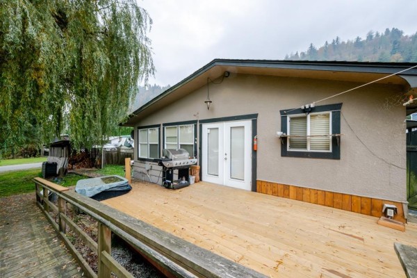 35082 N Sward Road, Mission, BC V2V7H1 Photo 2