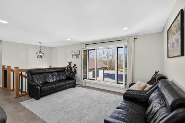 Primary Bedroom - 35094 37e Road, Steinbach, MB R5G1P7 Photo 4