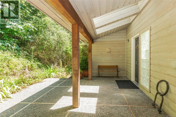 Primary Bedroom - 351 Elizabeth Dr, Salt Spring, BC V8K1J5 Photo 4