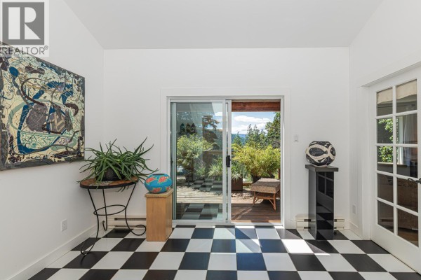 351 Elizabeth Drive, Salt Spring Island, BC V8K1J5 Photo 4