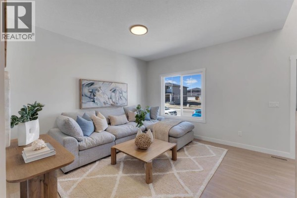 351 Fireside Drive, Cochrane, AB, photo 3