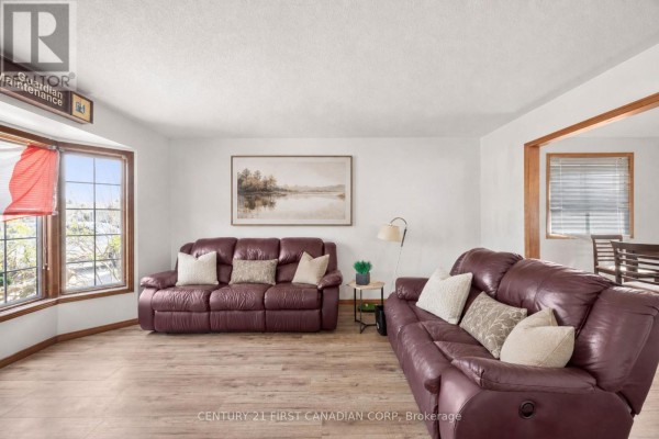 351 Fleming Drive, London East, ON N5V4Y6 Photo 4
