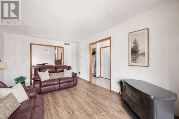 351 Fleming Drive, London East, ON N5V4Y6 Photo 5