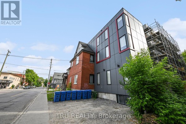351 Friel Street, Ottawa, ON K1N7W7 Photo 2