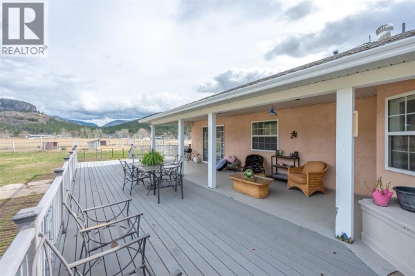 Family room - 351 Jones Way Road, Oliver, BC V0H1T5 Photo 4