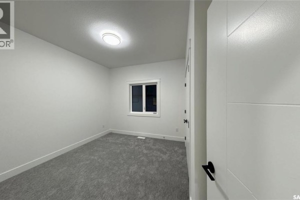 Laundry room - 351 Kinloch Bay, Saskatoon, SK S7M5N8 Photo 5