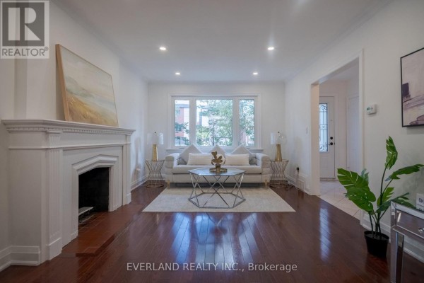 351 Lawrence Avenue W, Toronto, ON, photo 2