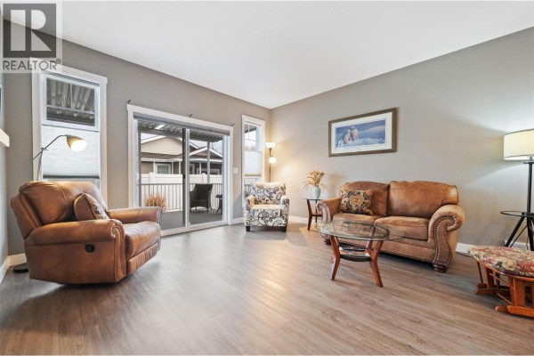 Dining room - 351 Warren Avenue W Unit# 42, Penticton, BC V2A3N2 Photo 5