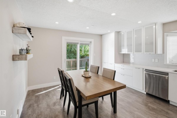 Kitchen - 3515 20 Ave Nw, Edmonton, AB T6L3E2 Photo 3