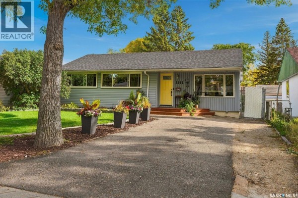 3515 Allen Avenue, Regina