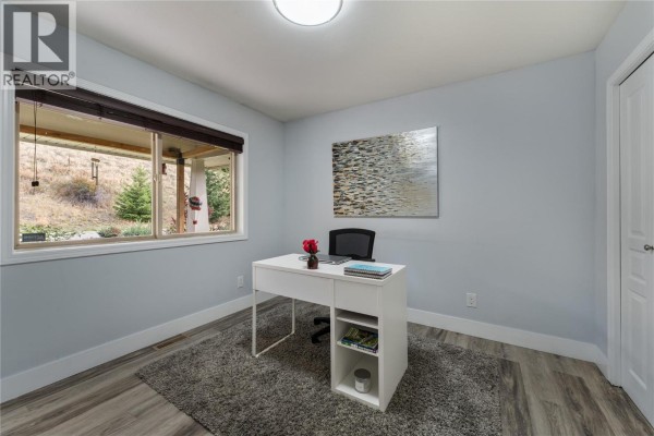 Bedroom - 3516 Camelback Drive, Kelowna, BC V1X8A7 Photo 5