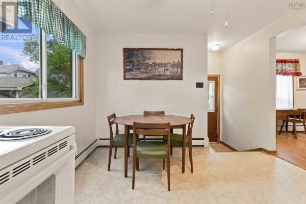 4pc Bathroom - 3524 Acadia Street, Halifax Peninsula, NS B3K3P2 Photo 5