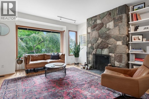3524 W 16th Avenue, Vancouver, BC V6R3C1 Photo 2