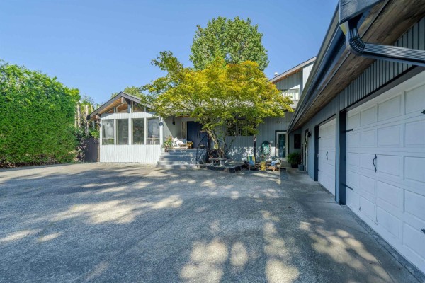 3525 Mckinley Court, Abbotsford, BC V2S8L9 Photo 3