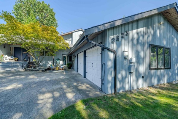 3525 Mckinley Court, Abbotsford, BC V2S8L9 Photo 4