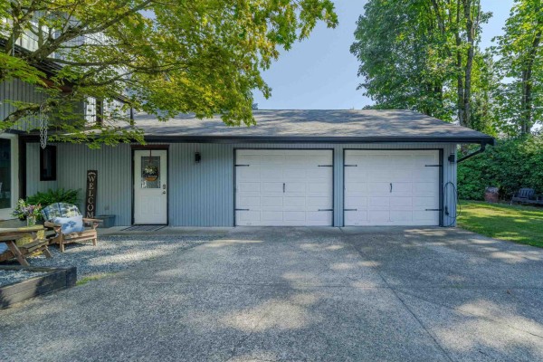 3525 Mckinley Court, Abbotsford, BC V2S8L9 Photo 5