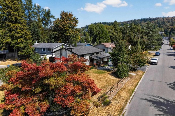 35275 Wells Gray Avenue, Abbotsford, BC V2S5X2 Photo 4