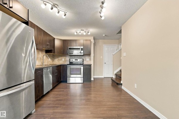 3528 Claxton Cr Sw, Edmonton, AB, photo 3