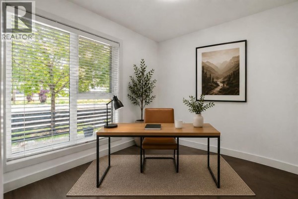 Living room - 3529 69 Street Nw, Calgary, AB T3B6E8 Photo 5