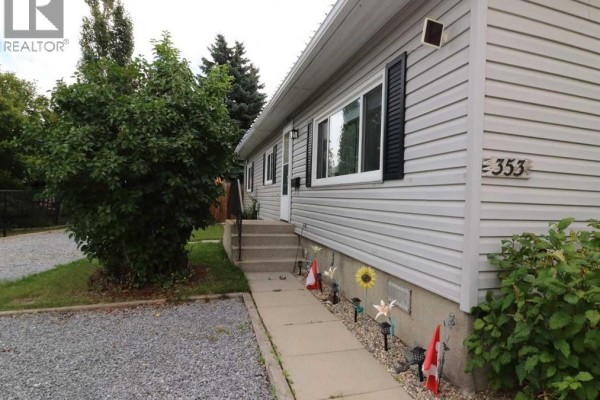 353 Big Springs Drive Se, Airdrie, AB, photo 2