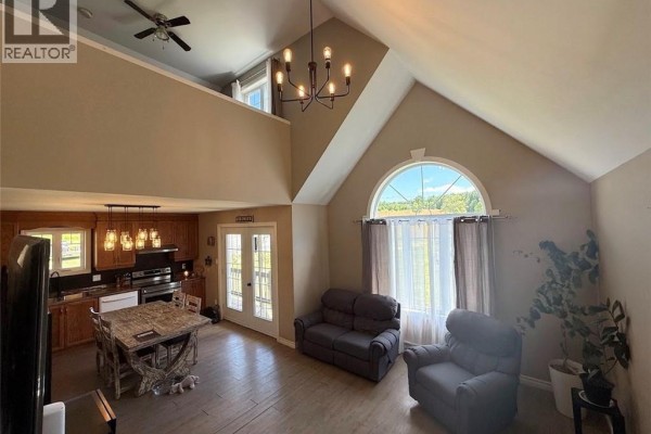 Living room - 353 Roussel Et Martin Road, Saint Joseph De Madawaska, NB E7B2R6 Photo 5
