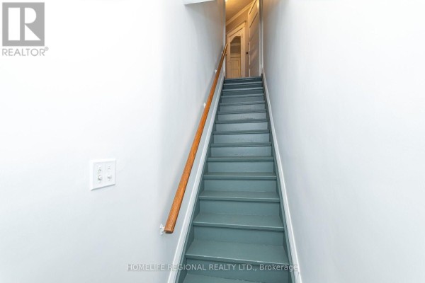 Bedroom - 353 St Clarens Avenue, Toronto, ON M6H3W2 Photo 4