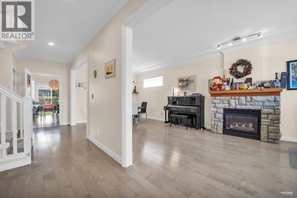 3531 Johnson Avenue, Richmond, BC V7C5R2 Photo 4