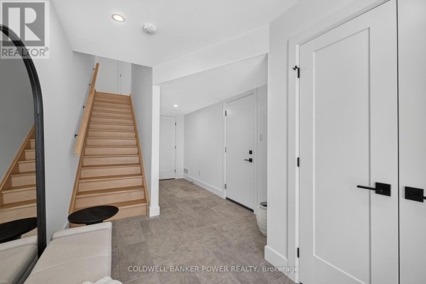 9 - 3534 Emilycarr Lane, London South, ON N6L0B9 Photo 3
