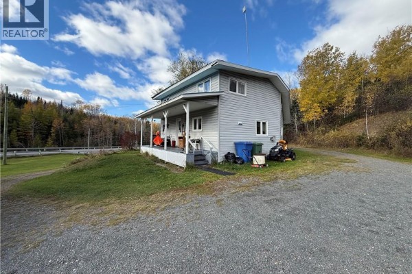 Bath (# pieces 1-6) - 3534 Route 108, New Denmark, NB E7G2S6 Photo 4