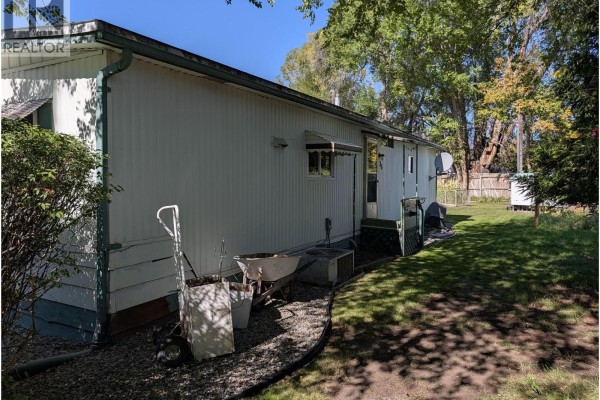 Workshop - 3535 Casorso Road Unit# 36, Kelowna, BC V1W3E1 Photo 3