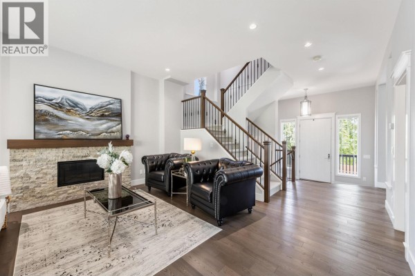 3539 Trestle Court, Coquitlam, BC V3E0L5 Photo 4