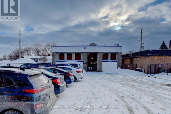354 Charles Street E, Kitchener, ON, photo 3