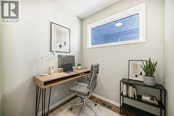 2pc Bathroom - 354 Ellen Park, Crossfield, AB T0M0S0 Photo 5