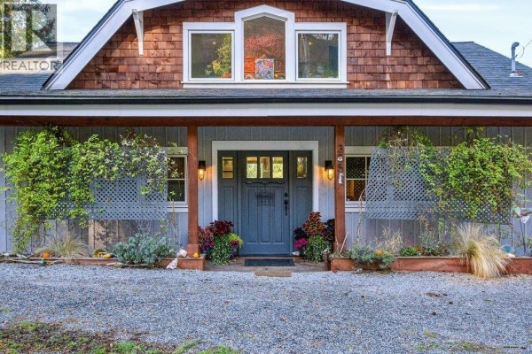 354 Headlands Road, Gibsons, BC V0N1V8 Photo 2