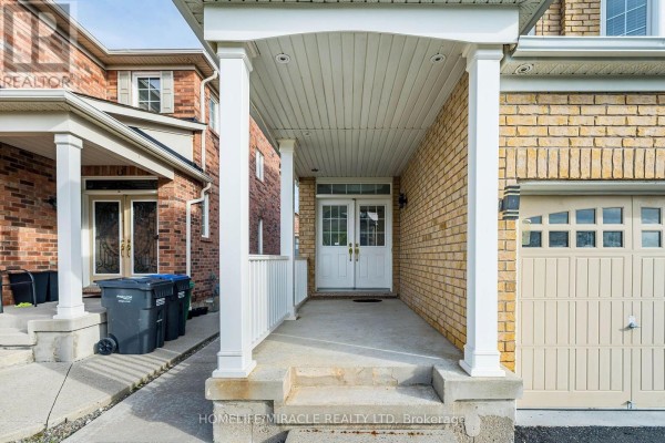Kitchen - 354 Panhellenic Drive, Mississauga, ON L5W0B9 Photo 3