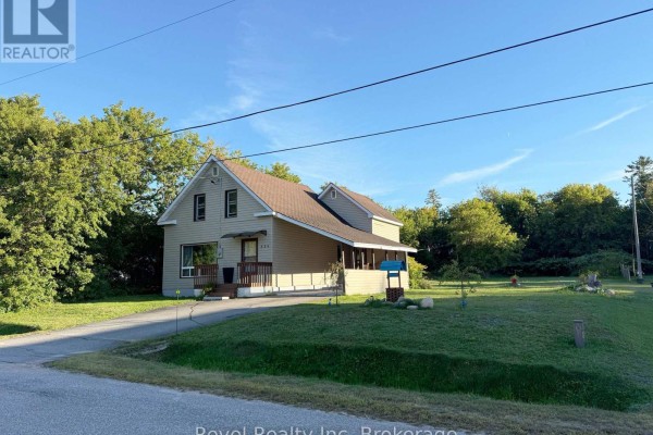 354 Poplar Street, Mattawa