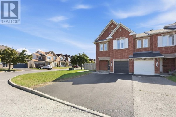 354 Selene Way, Ottawa, ON K4A0G6 Photo 2