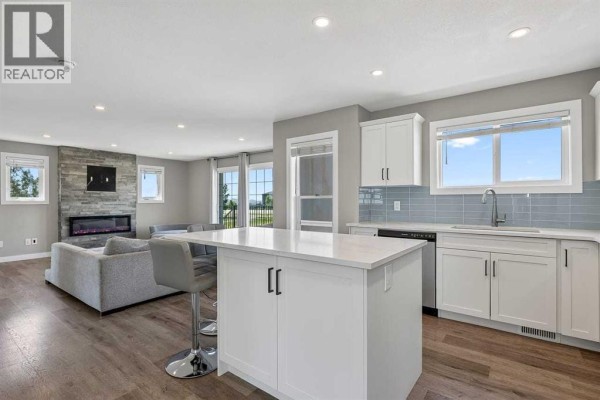 Dining room - 354096 48 Street E, Okotoks, AB T1S1A7 Photo 3