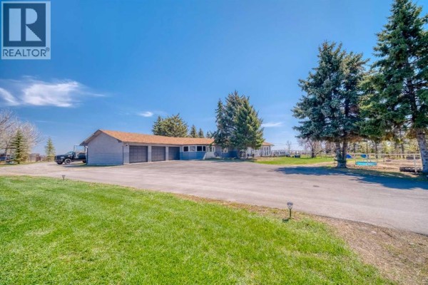 354142 48 Street E, Rural Foothills County, AB, photo 2