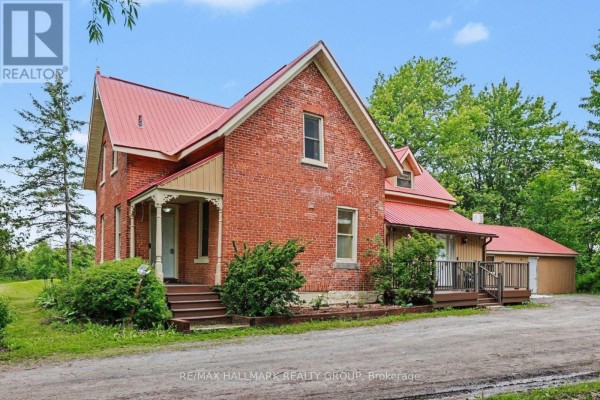 3548 Woodkilton Road, Ottawa, ON, photo 2