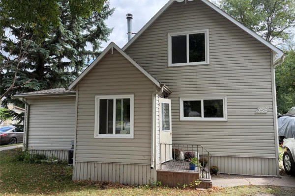 Living room - 355 11th Street, Morden, MB R6M1L7 Photo 2