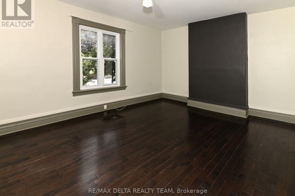 355 Bronson Avenue, Ottawa, ON K1R6J4 Photo 5