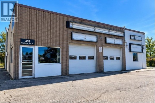 355 Cabana Road East, Windsor, ON N9G1A1 Photo 2