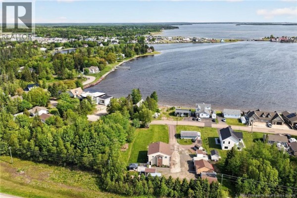 5pc Bathroom - 355 Cornwall Road, Shediac, NB E4P1N9 Photo 5