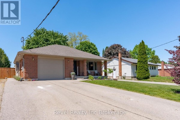 355 Oxford Avenue, Ingersoll, ON, photo 2