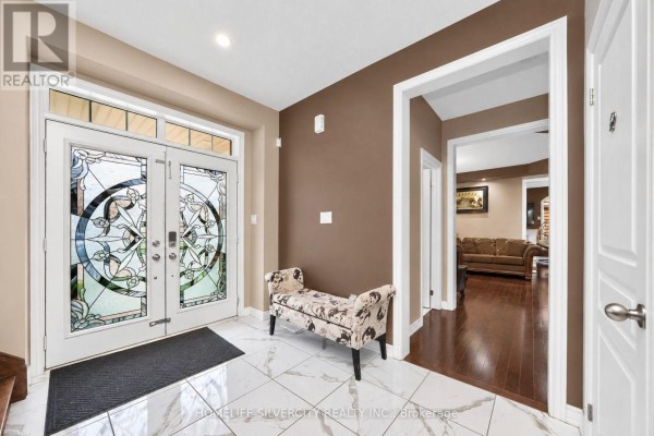 355 Robert Parkinson Drive, Brampton, ON L7A0G1 Photo 2