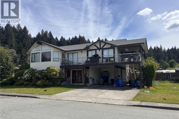 Kitchen - 3550 China Creek Rd, Port Alberni, BC V9Y7V4 Photo 2