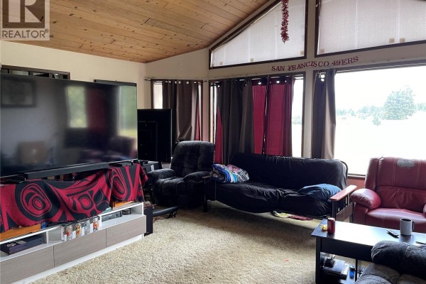 Primary Bedroom - 3550 China Creek Rd, Port Alberni, BC V9Y7V4 Photo 5