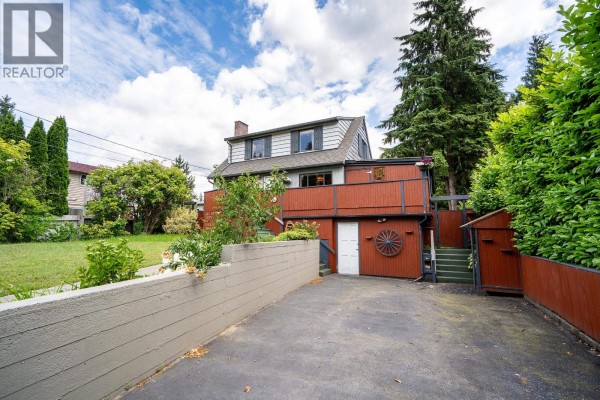 3554 Hastings Street, Port Coquitlam, BC V3B4N4 Photo 3